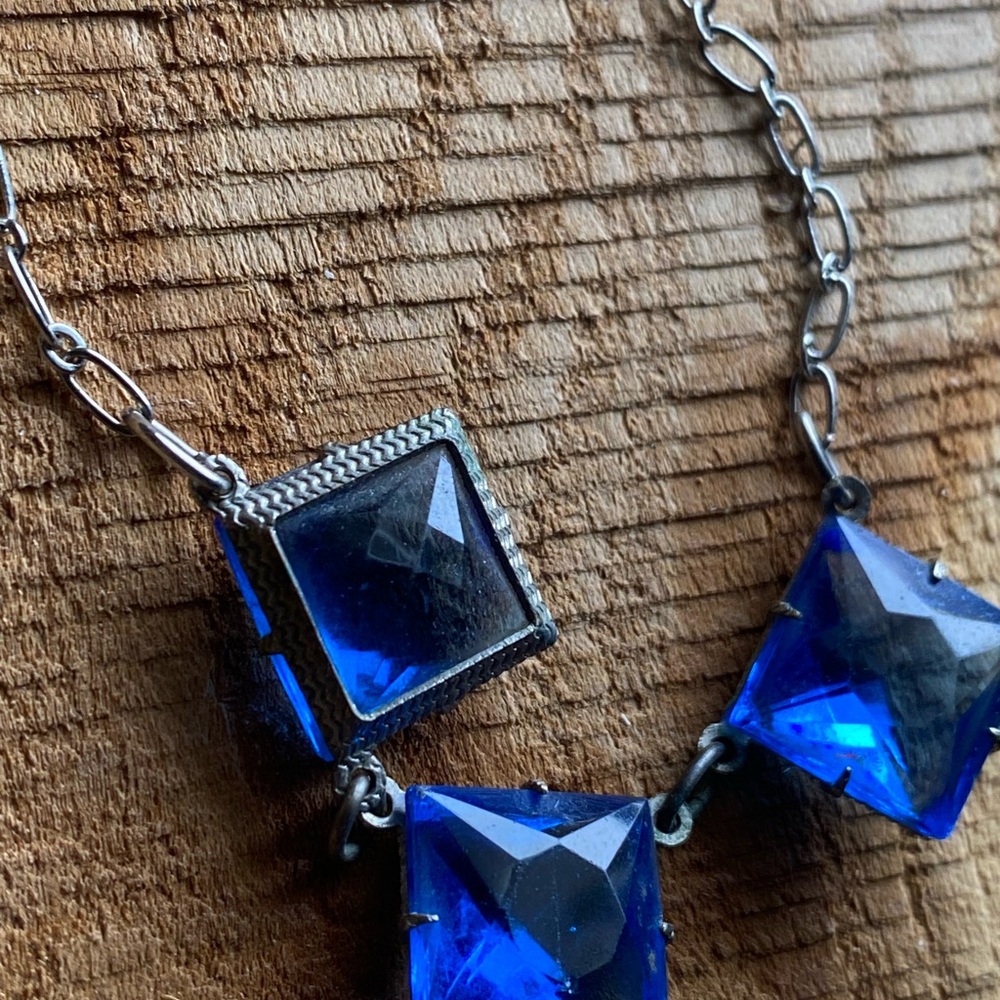 Blue 1920s Glass Necklace with Silver-Toned Chain - Picture 3 of 4